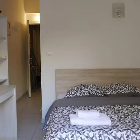 Dream - A Flat With Balcony At 300m From The